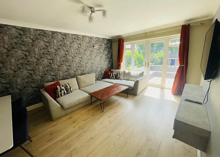 Σπίτι διακοπών The Modern Bay - Stylish 5-bed Retreat With Garden Λιντς