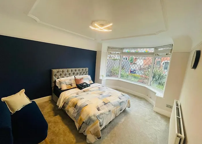 Σπίτι διακοπών The Modern Bay - Stylish 5-bed Retreat With Garden