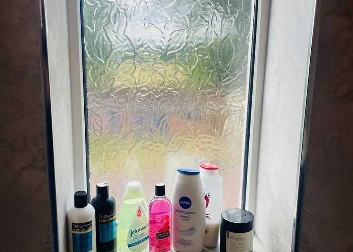 The Modern Bay - Stylish 5-bed Retreat With Garden Σπίτι διακοπών *