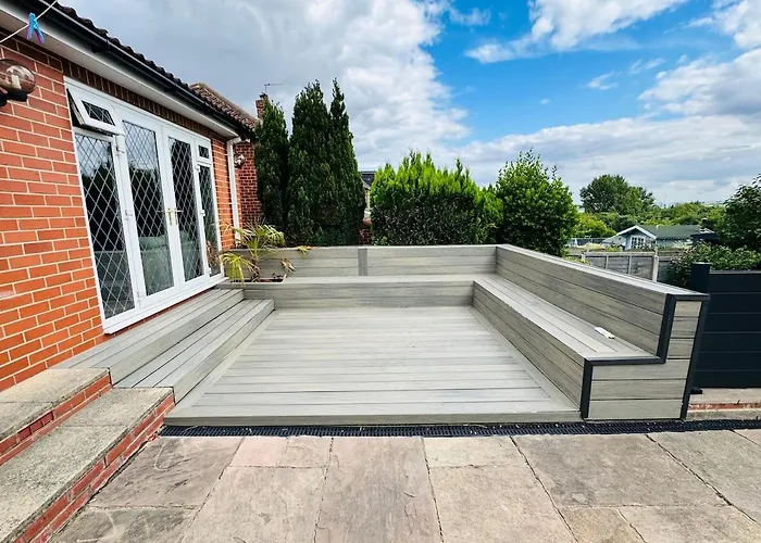 Holiday home The Modern Bay - Stylish 5-bed Retreat With Garden *